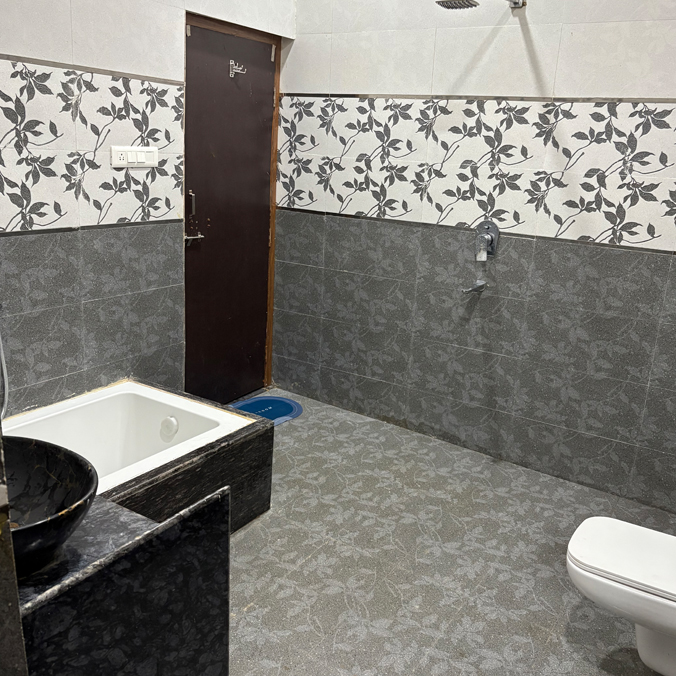 Premium Bathroom-1-676x676